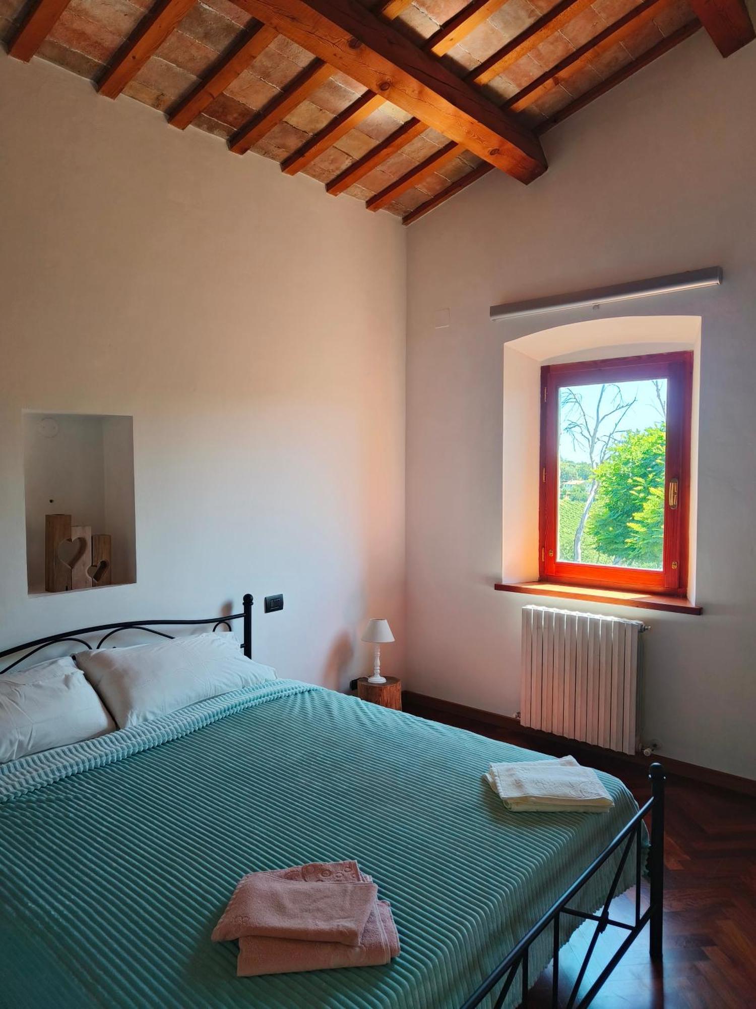 B&B Nel Vigneto Castelplanio 외부 사진